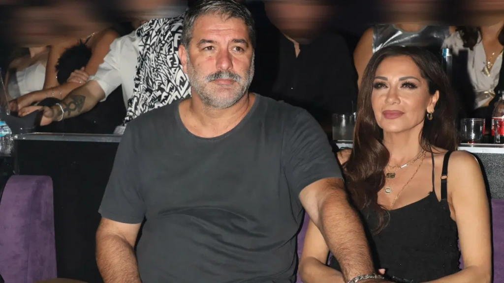 Βασίλης Μπισμπίκης: Το δημόσιο μήνυμα θαυμασμού στη Δέσποινα Βανδή – «Θεά μου»