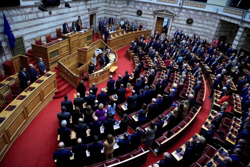 ΠΑΣΟΚ, ΣΥΡΙΖΑ, Νέα Αριστερά: Υπόγειες μάχες και εσωτερικές κρίσεις