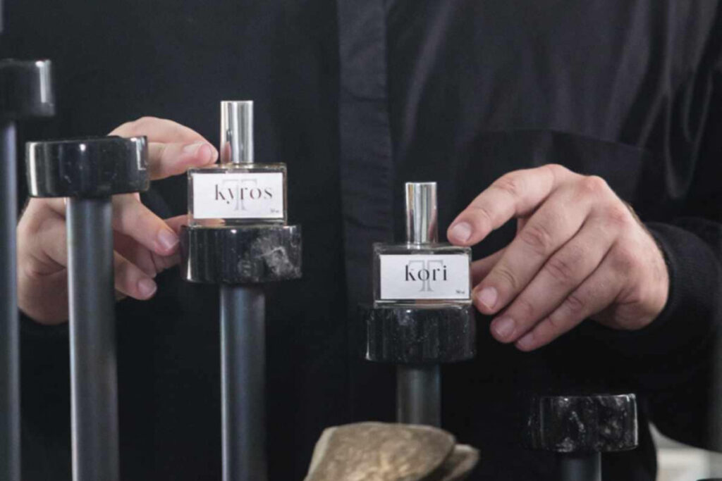 KYROS & KORI: Η νέα αρωματική υπογραφή του Αναστάσιου Τρανούλη