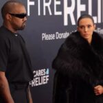 Μπιάνκα Σενσόρι: Με σουτιέν, μίνι φούστα και κοντό κούρεμα στους δρόμους του Λος Άντζελες