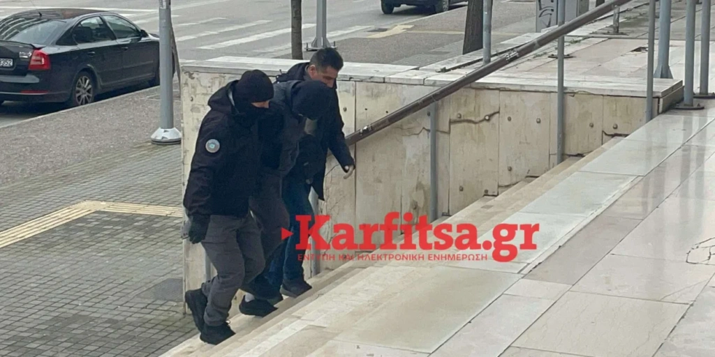 Θεσσαλονίκη: Στον ανακριτή ο 16χρονος που μαχαίρωσε τον αδελφό του στην Νεάπολη – Σε κρίσιμη κατάσταση ο 23χρονος