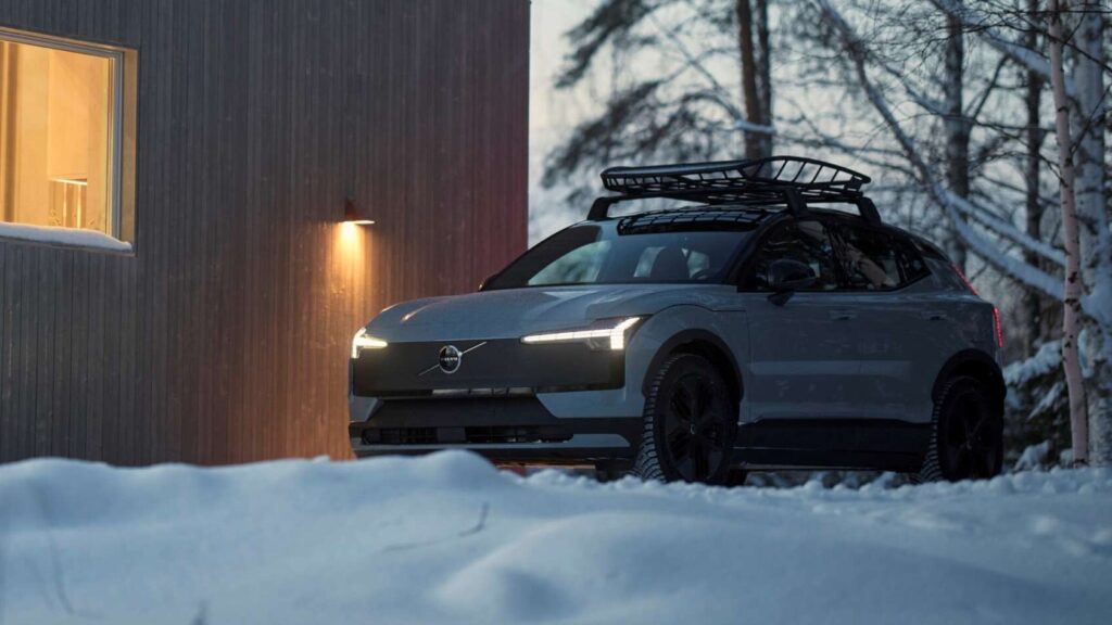 Volvo EX30 Cross Country: Ένα πραγματικά σχηλοτράχηλο, ηλεκτρικό «τζιπ»