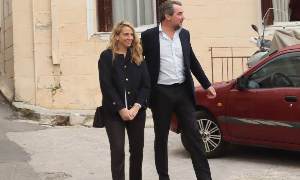 Χρυσή Βαρδινογιάννη: Με πατέρα, πεθερά, σύζυγο και όλη την οικογένεια στην πρόβα γάμου – Οι πρώτες εικόνες