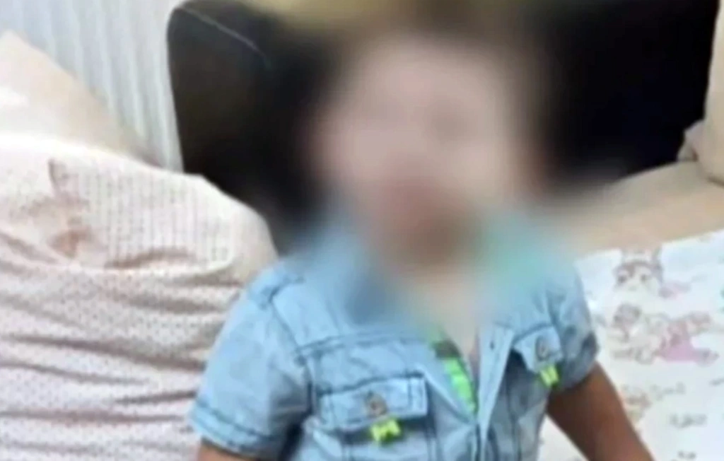 Θεσσαλονίκη: Σε 37χρονο οι νεφροί του 3χρονου Άγγελου – Πανελλήνια συγκίνηση για το βασανισμέν