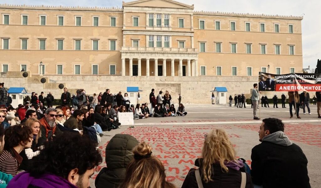Απεργία 28 Φεβρουαρίου: Κατεβάζει ρολά η χώρα – Πώς θα κινηθούν τα ΜΜΜ – Τι ώρα και που