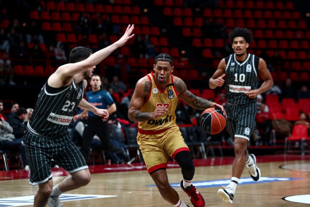 Basket League: Εύκολη νίκη του Ολυμπιακού επί του ΠΑΟΚ με 86-60 – Στάθηκε για ένα ημίχρονο ο «Δικέφαλος»