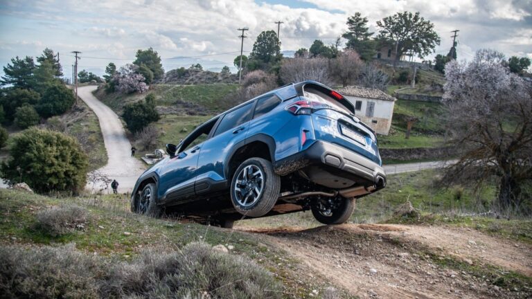Ταξιδέψαμε και δοκιμάσαμε σε Off-Road το νέο Subaru Forester