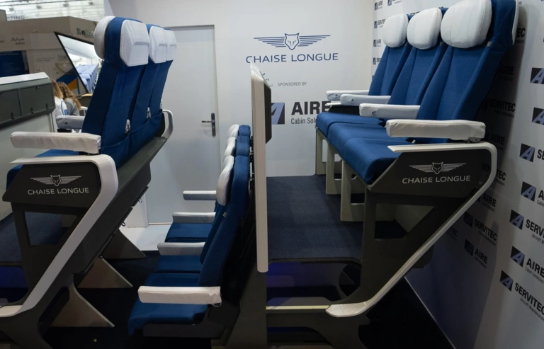 Airbus: Έρχονται αεροπορικά καθίσματα δύο επιπέδων – Πώς δημιουργείται «ταξικό» θέμα;