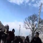 Θεσσαλονίκη: Άγριο ξύλο μεταξύ αναρχικών και ατόμων με ελληνικές σημαίες [βίντεο]