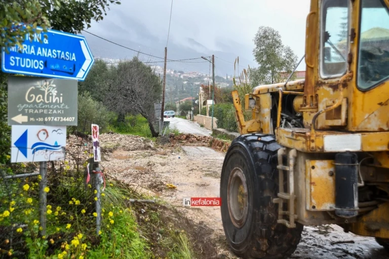 Κακοκαιρία: Πνίγηκε η Κεφαλονιά [εικόνες και βίντεο]