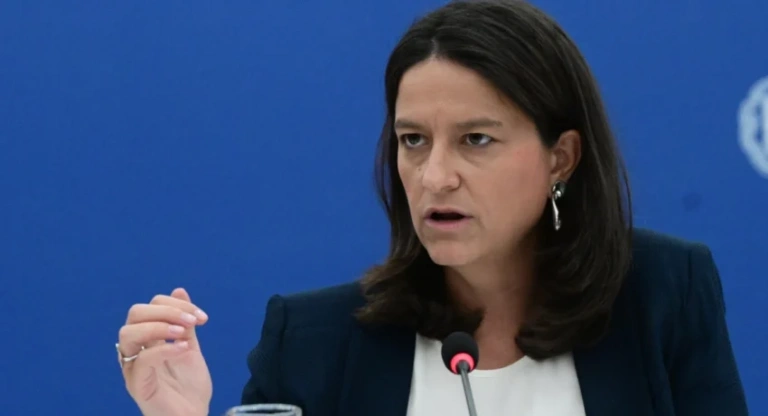 Κεραμέως: Η ανεργία στην Ελλάδα είναι χαμηλότερη από Ισπανία, Σουηδία, Φινλανδία και Γαλλία – Τι ανέφερε για την αύξηση του κατώτατου μισθού