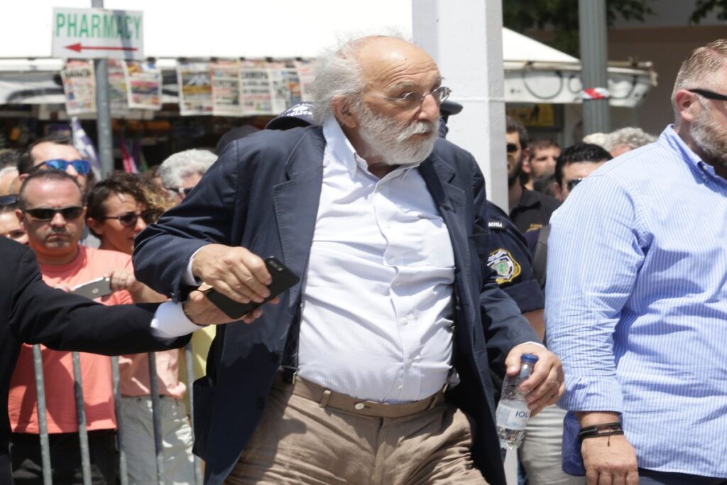 Ποιος είναι τελικά ο Αλέξανδρος Λυκουρέζος; – Η σχέση του με την Αμερικανοβραζιλιάνα Αλίσια Κο