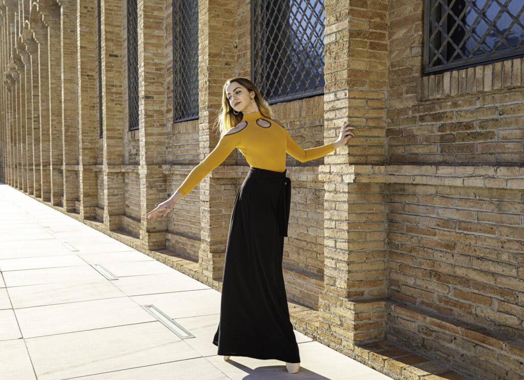 Μαύρες φούστες μακριές: Το απόλυτο must-have για minimal chic outfits