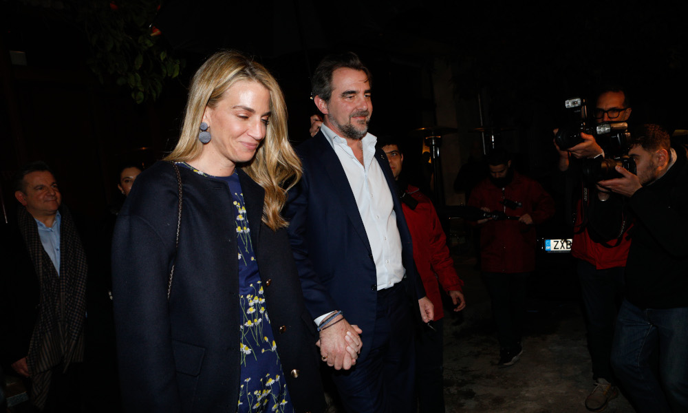 Νικόλαος Ντε Γκρες και Χρυσή Βαρδινογιάννη σε ένα από τα ομορφότερα νησιά της Ελλάδας
