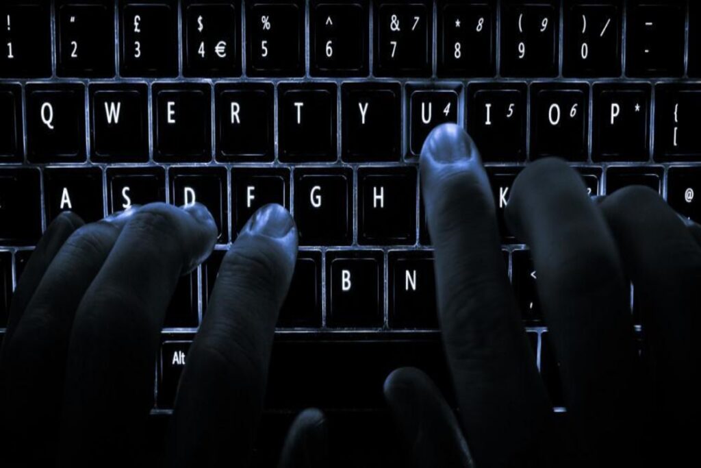 Θεσσαλονίκη: Ανήλικος ανήρτησε στα social media φωτογραφία με σεξουαλική κακοποίηση ανηλίκων