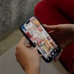 Ευρωβαρόμετρο: Ενημέρωση από τα social media προτιμούν οι Ελληνες – Θύματα παραπληροφόρησης 7 στους 10