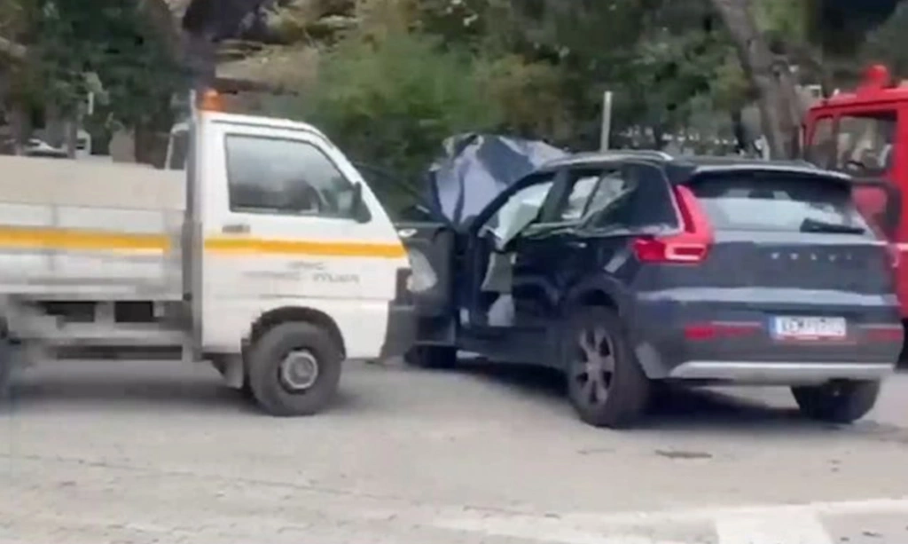 Θανατηφόρο τροχαίο στο Ψυχικό: Ηλικιωμένη οδηγός μπήκε στο αντίθετο ρεύμα – Ένας νεκρός και 4