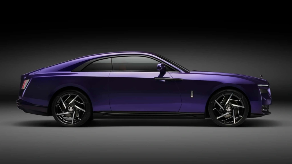 Rolls-Royce Black Badge Spectre: Η ισχυρότερη Rolls-Royce όλων των εποχών