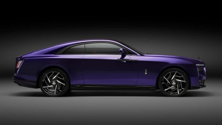 Rolls-Royce Black Badge Spectre: Η ισχυρότερη Rolls-Royce όλων των εποχών