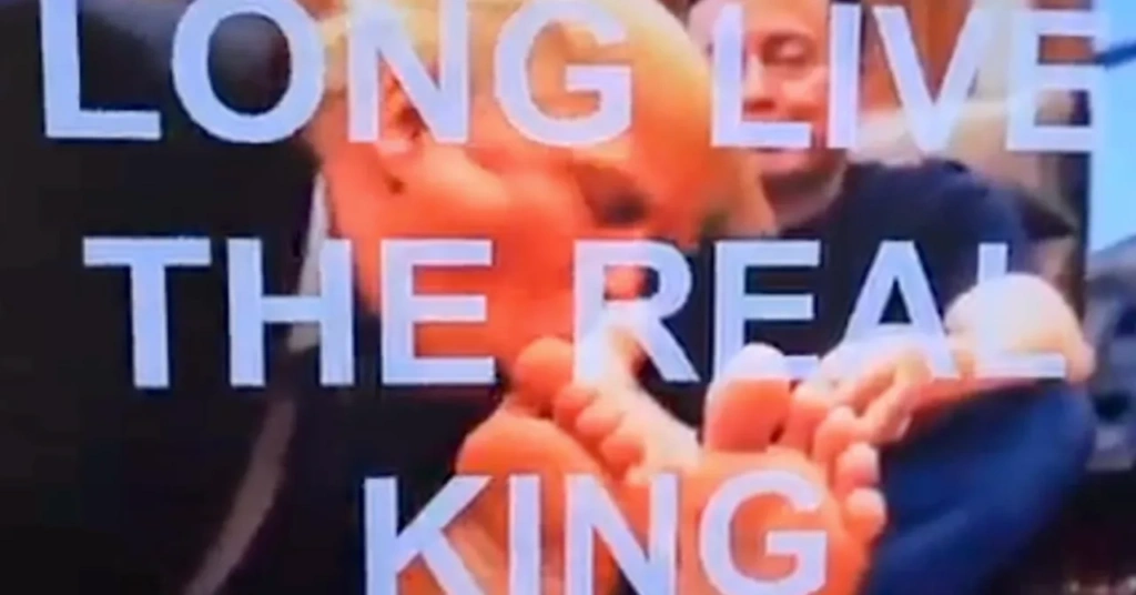 «Long Live The Real King»: Το υπουργείο Στέγης διεξάγει έρευνα για βίντεο deep fake που δείχνει τον Τραμπ να γλείφει τα πόδια του Μασκ