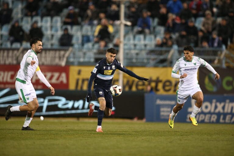 Super League: «Διπλό» του Λεβαδειακού μέσα στη Λαμία με 0-2 σκορ