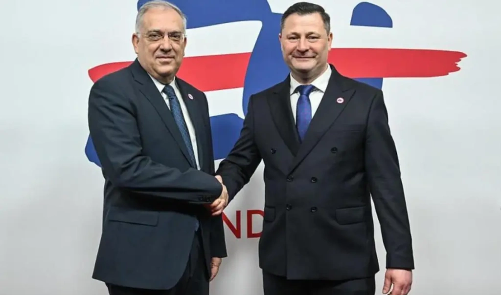 Θεοδωρικάκος στη Σύνοδο Βαρσοβίας: Ενιαία ευρωπαϊκή στρατηγική για τη χρηματοδότηση των επενδύσεων στη βιομηχανία και την καινοτομία