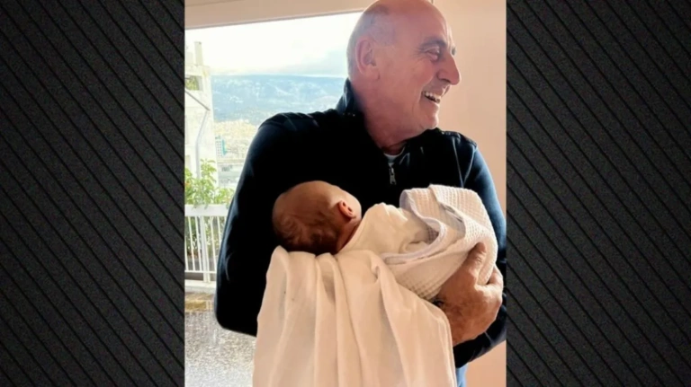Γιώργος Βουλγαράκης: Παππούς για πρώτη φορά – Σε λίγο καιρό θα υποδεχτεί ακόμα ένα εγγονάκι