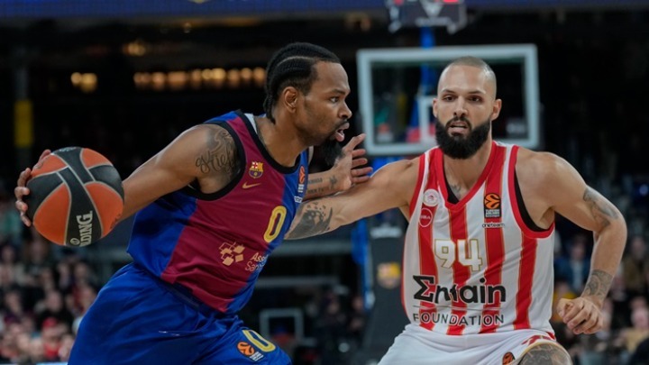 Μπαρτσελόνα – Ολυμπιακός 88-90: Ο Φουρνιέ «άλωσε» την Βαρκελώνη