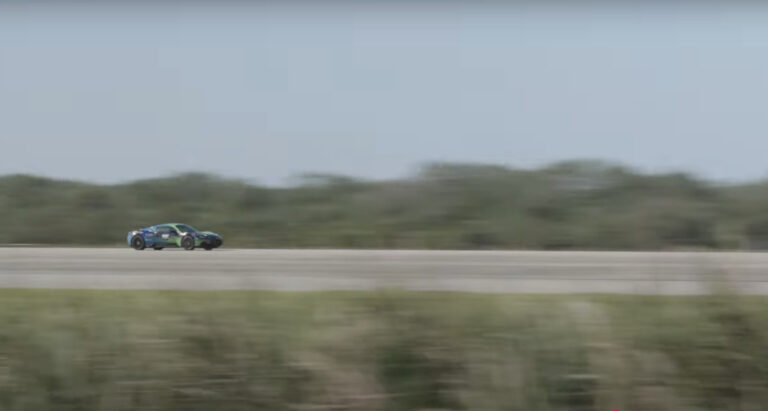 «Koίτα μαμά, χωρίς χέρια!»: Αυτόνομη Maserati MC20 σπάει ρεκόρ ταχύτητας (video)