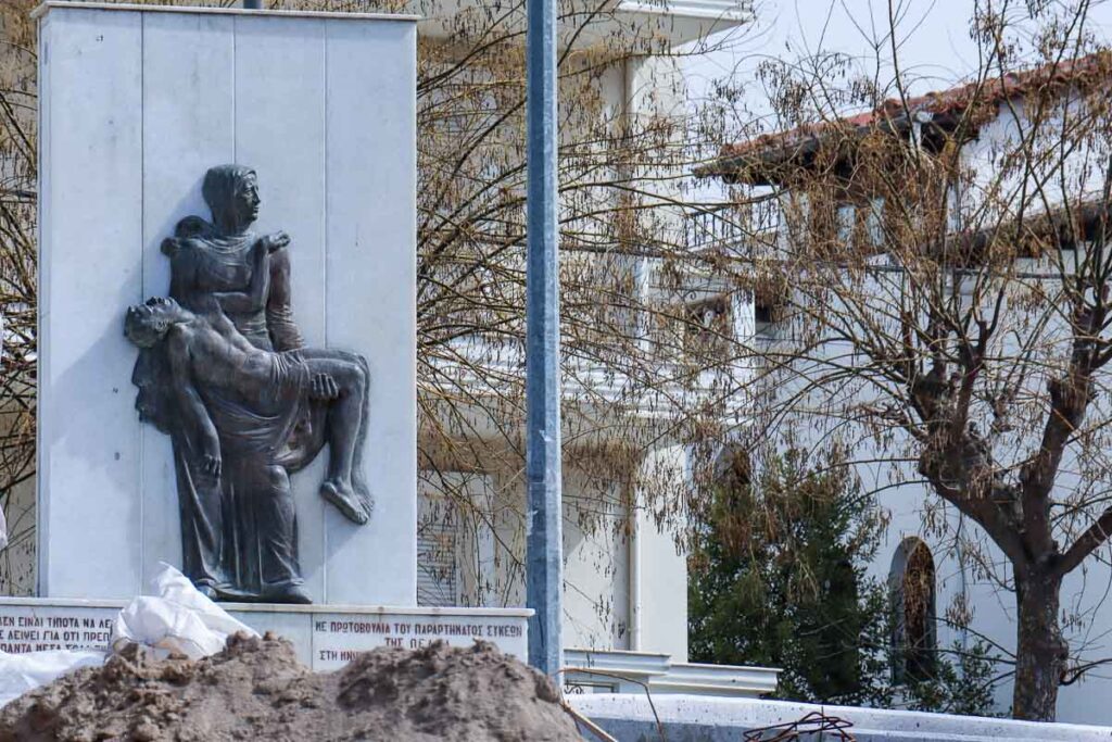 Θεσσαλονίκη: Εντοπίστηκαν στις Συκιές ομαδικοί τάφοι από τον εμφύλιο – Δείτε φωτογραφίες