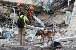 Σεισμός σε Μιανμάρ και Ταϊλάνδη: Τουλάχιστον 17 νεκροί στην Μπανγκόκ - Θρήνος και αγωνία στα συντρίμμια