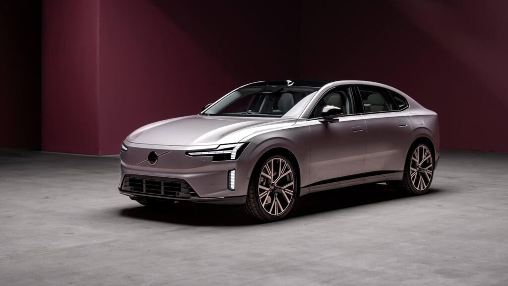 Νέο ηλεκτρικό Volvo ES90: Μια κατηγορία μόνο του!