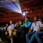 Θεατής μήνυσε αλυσίδα κινηματογράφων: Δεν άντεχε τις πολύωρες διαφημίσεις – Πόση αποζημίωση του έδωσαν