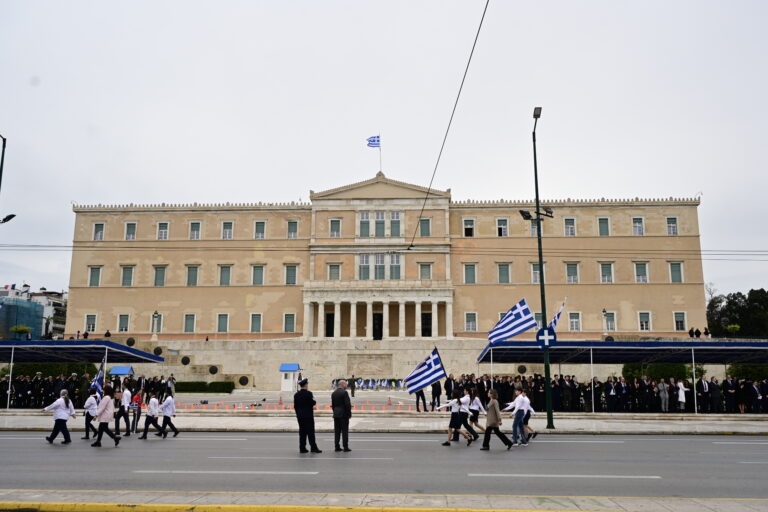 25η Μαρτίου: Όλες οι προγραμματισμένες εκδηλώσεις – Τι ώρα είναι η στρατιωτική παρέλαση