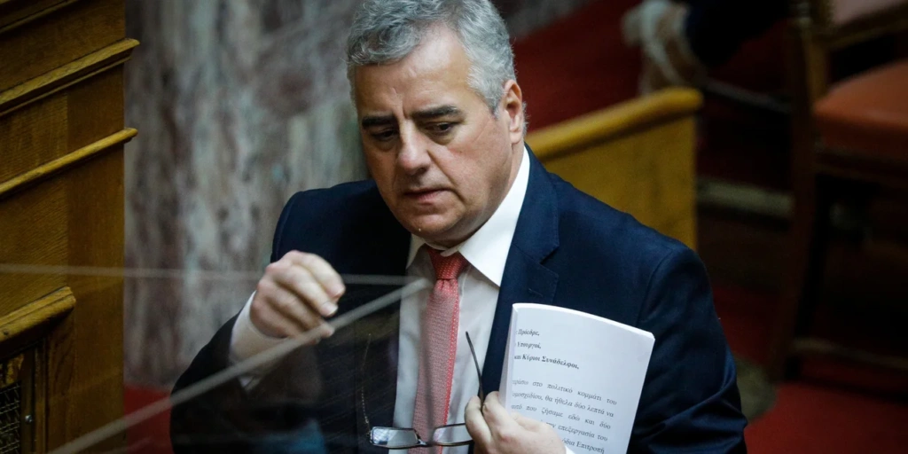 Γραμματέας ΚΟ ΠΑΣΟΚ: Όσοι ζητούν εκλογές είναι γραφικοί – Δεν θα πέσει η κυβέρνηση