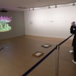 Εθνική Πινακοθήκη: Επέστρεψαν τα έργα Κατσαδιώτη υπό την προστασία πλεξιγκλάς