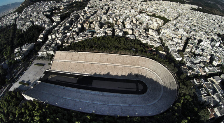 Με εντολή Μενδώνη σταματά η κατασκευή πλατφόρμας στο Καλλιμάρμαρο
