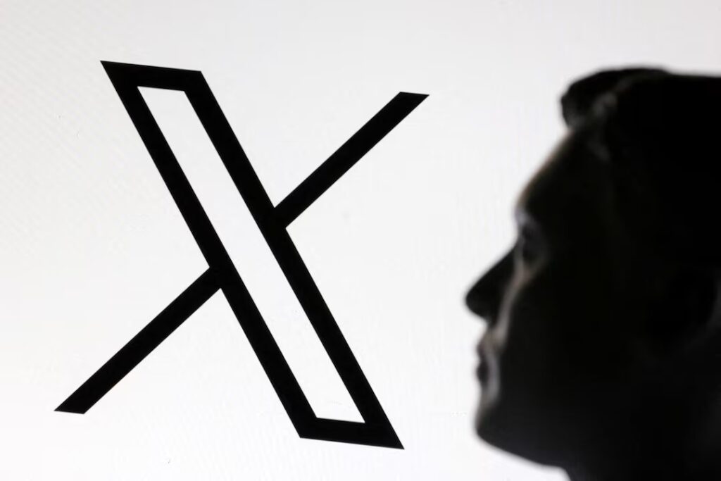 Έλον Μασκ: Αγόρασε την πλατφόρμα Χ έναντι 45 δισεκ. δολαρίων