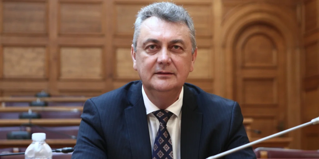 Προανακριτική για τα Τέμπη: Την αντικατάστασή του ζήτησε ο βουλευτής ΝΔ Γ. Κωτσός – Ποιος τον αντικατέστησε;