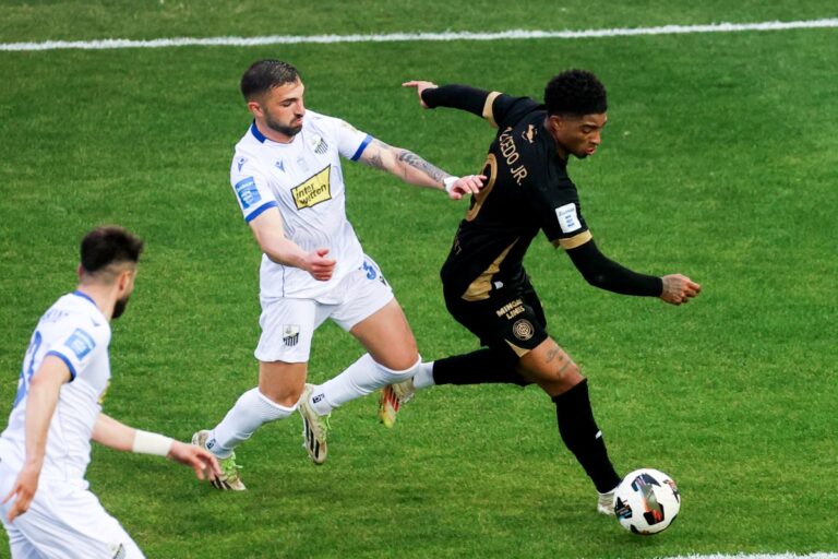 Super League: Εύκολη νίκη με 3-0 του ΟΦΗ επί της Λαμίας