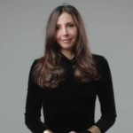 Αίθρα Λυκουρέζου: Η σπάνια εξομολόγηση της για τα παιδικά της χρόνια – «Έχω δοκιμάσει τα πάντα, κοκαΐνη, έκσταση, στο σπίτι μου έρχονταν dealers» [βίντεο]