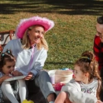 Μιλλούση – Πετρούνιας: Ο ξέφρενος χορός με τις δυο τους κόρες στο TikTok – Ενθουσιάστηκαν οι θαυμαστές τους με τις φιγούρες τους [βίντεο]