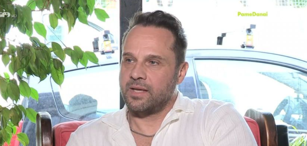 Μέμος Μπεγνής: Η αποκάλυψη για την ακραία σκηνή θαυμασμού – «Ήταν πολύ άβολο όλο αυτό και συνέβαινε επί ώρα» [βίντεο]