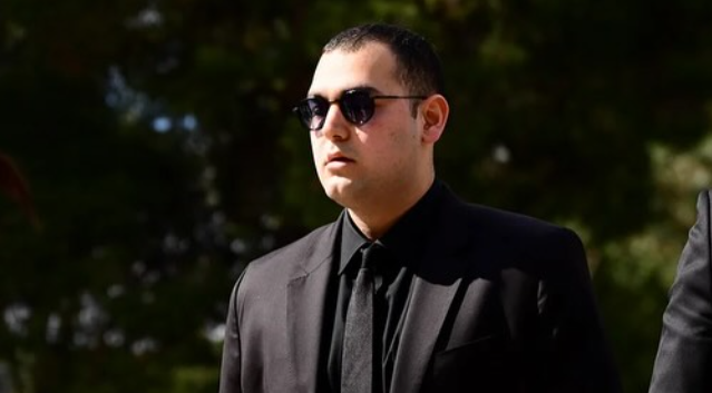 Χρήστος Κούγιας: Διαψεύδει τα δημοσιεύματα για τις μηδενικές σχέσεις με την μητέρα του, Εύη Βατίδου – Η απάντηση του για την Ρούλα Πισπιρίγκου [βίντεο]