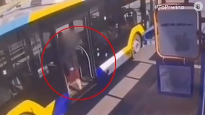 Κορωπί: O 51χρονος πριν την επίθεση στους αστυνομικούς κάρφωσε κατσαβίδι στο μάτι 50χρονου [βίντεο]