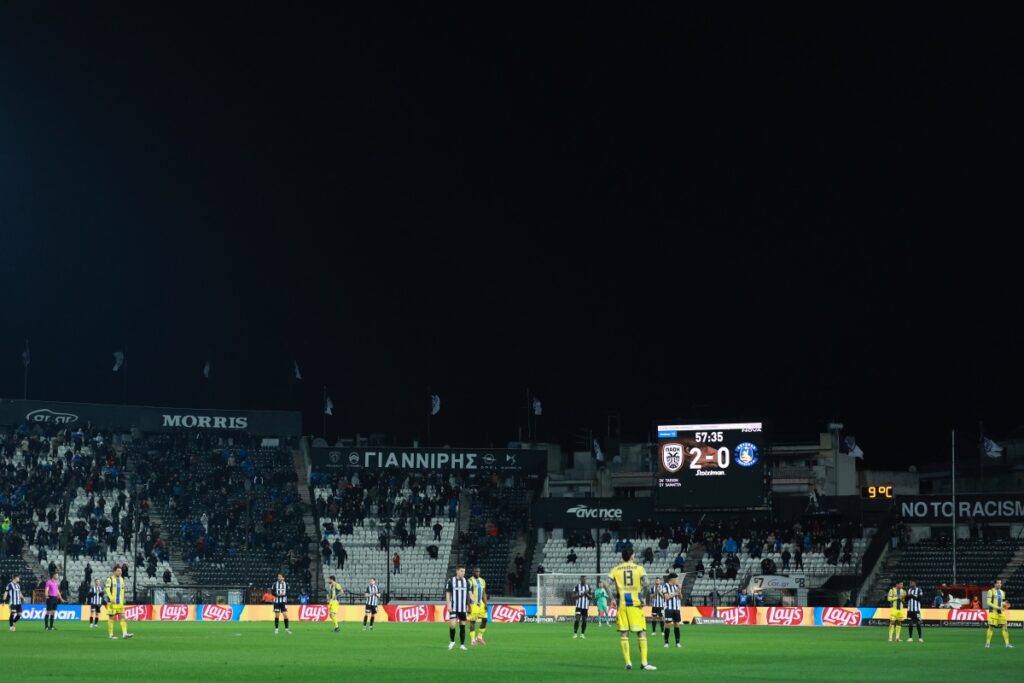 Super League: Διέκοπη στο 57′ το ΠΑΟΚ-Αστέρας Τρίπολης για τα θύματα των Τεμπών – Την πρωτοβου