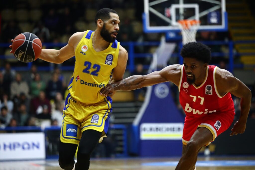 Basket League: Το Περιστέρι κέρδισε τις εντυπώσεις – Τον αγώνα με 69-82 ο Ολυμπιακός 