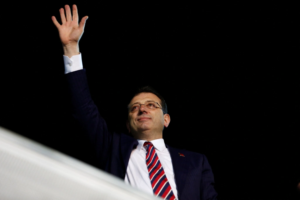 Τουρκία-Ιμάμογλου: Νέα εξέλιξη – Δεν μπορεί να θέσει υποψηφιότητα για πρόεδρος – Προς ακ