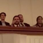 Τζέι Ντι Βανς: Έντονες αποδοκιμασίες στον αντιπρόεδρο των ΗΠΑ- Πήγε να παρακολουθήσει τον Λεωνίδα Καβάκο (βίντεο)
