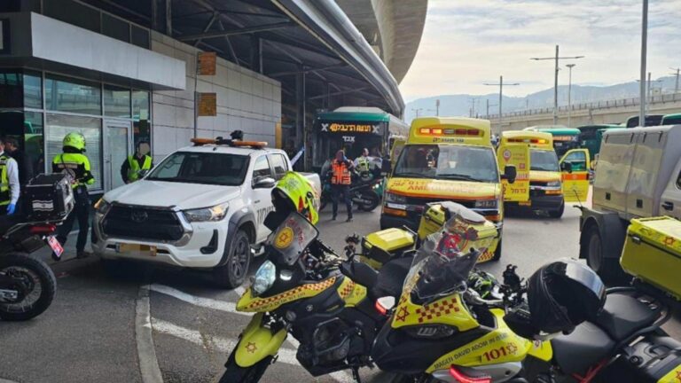 Ισραήλ: Ένας νεκρός και τέσσερις τραυματίες από την επίθεση με μαχαίρι στη Χάιφα – «Εξουδετερώθηκε» ο δράστης